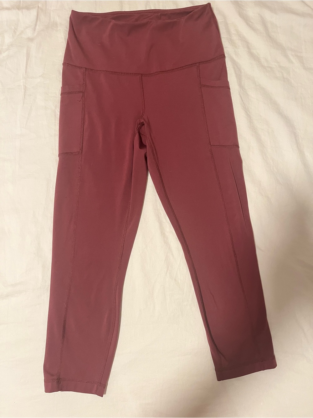 High-Waist Athletic Capri Leggings - Deep Mauve